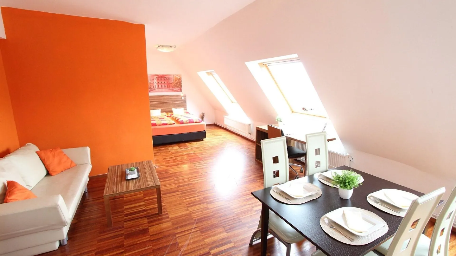 Royal Living Apartments Viyana 4*,  Avusturya