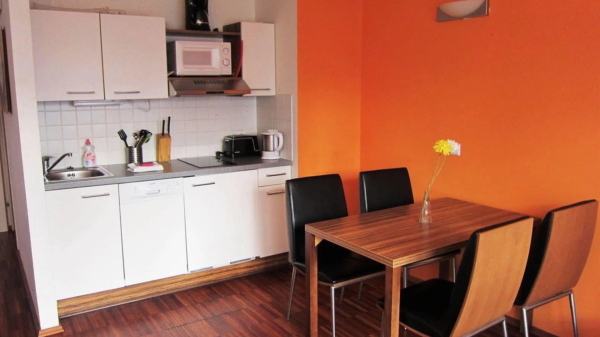 Royal Living Apartments Viyana Apart Otel