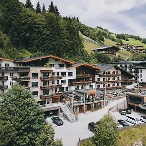 thomsn-hotelhinterglemm.saalbachhinterglemmhotels.com/