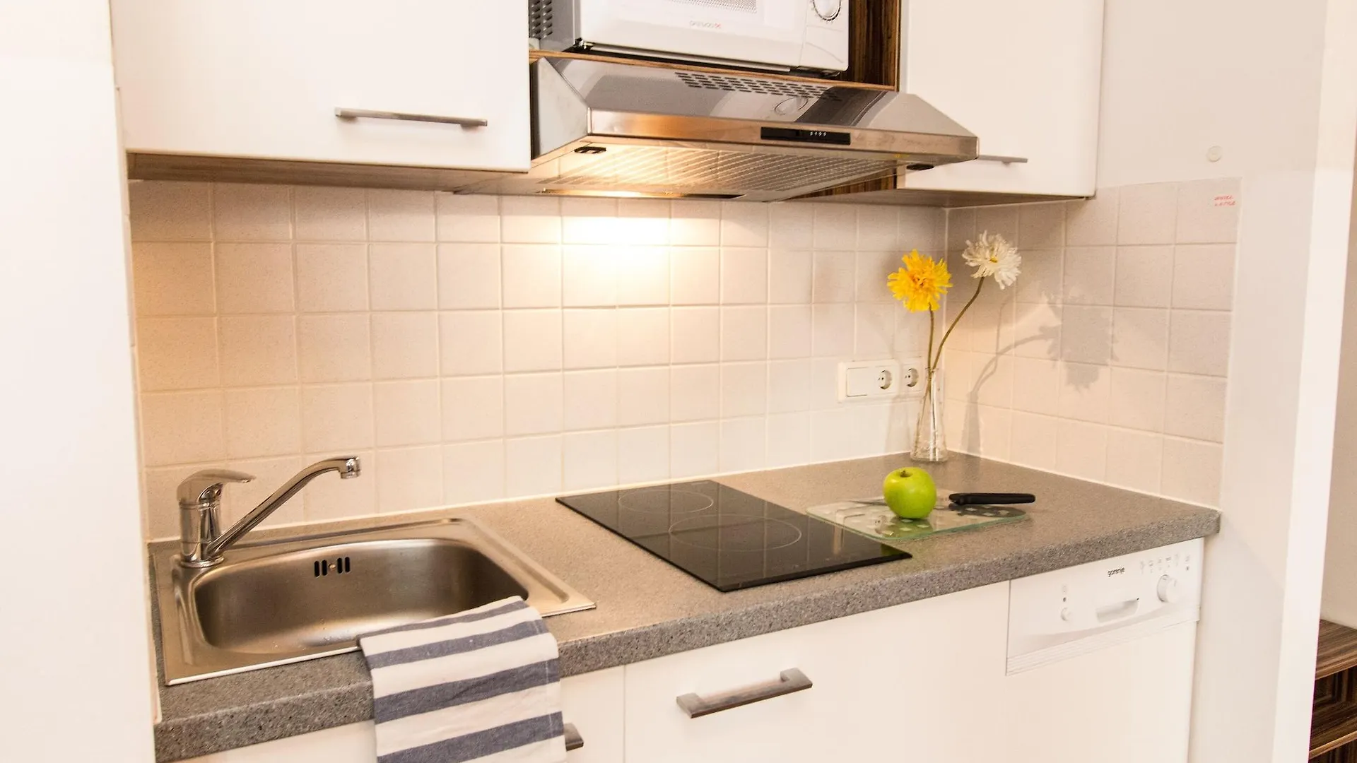 **** Hotel apartamentowy Royal Living Apartments Wiedeń Austria