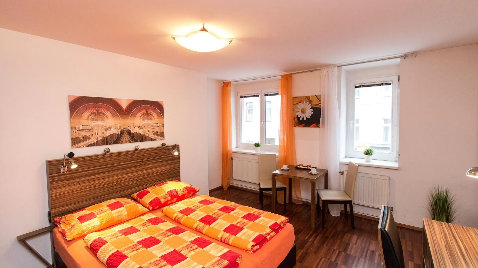Royal Living Apartments Wiedeń 4*,